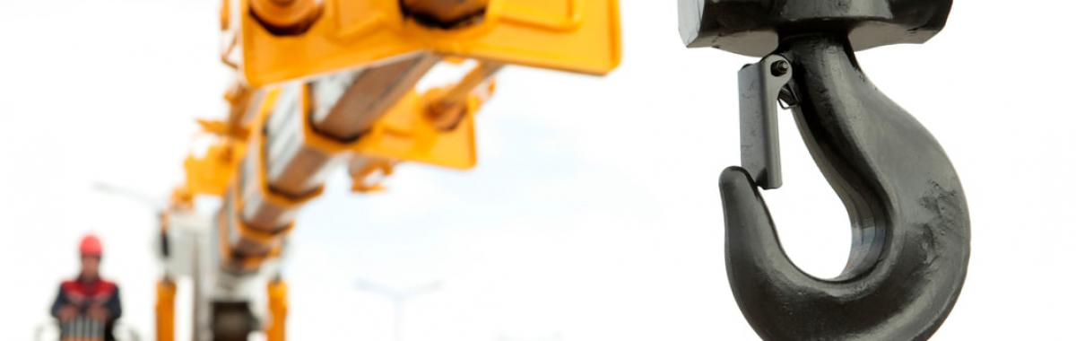 EMPRESA DE MANUTENÇÃO DE EQUIPAMENTOS PARA ELEVAÇÃO