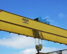 MANUTENÇÃO DE ELEVADORES DE CARGA